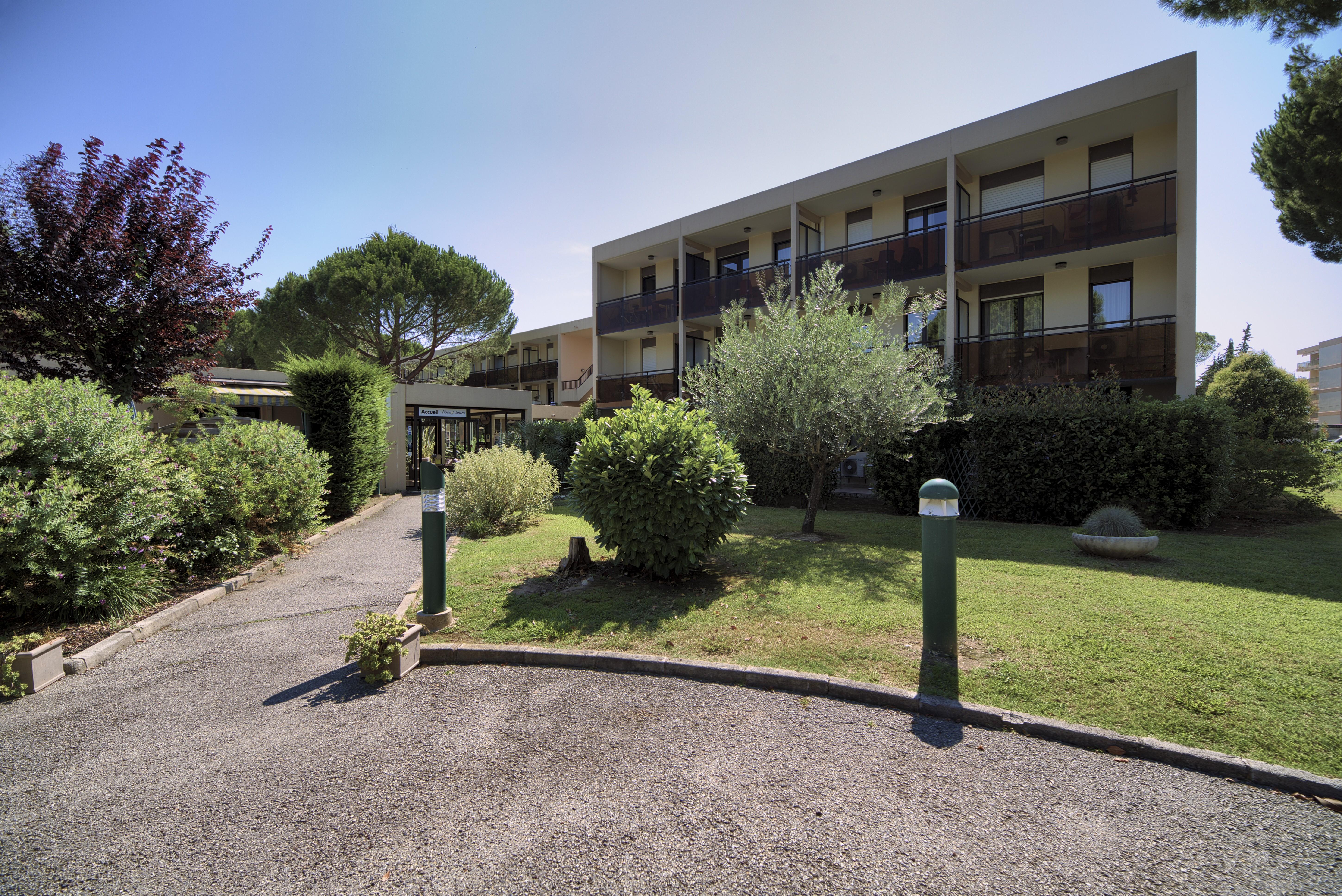 Residence Pierre & Vacances Les Jardins Ombrages Mandelieu-La Napoule Exterior photo